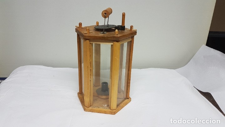 Antig&uuml;edades: Farol de madera r&uacute;stico - Foto 1
