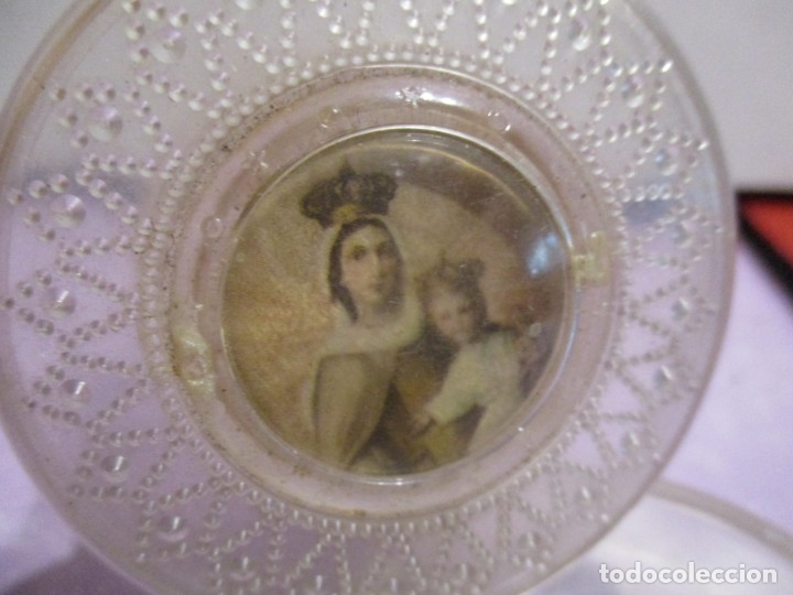 Antig&uuml;edades: Virgen del Carmen vaso plegable  pl&aacute;stico - Foto 1