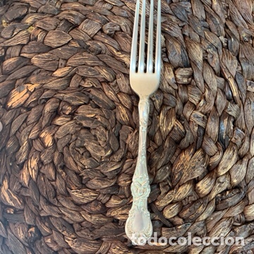 Antig&uuml;edades: Tenedor antiguo R Wallace - Foto 2