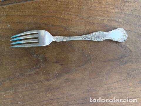 Antig&uuml;edades: Tenedor antiguo R Wallace - Foto 4