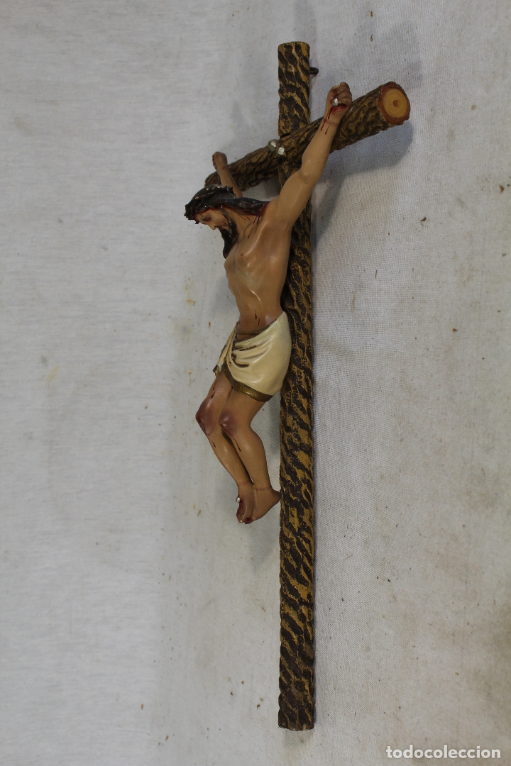 Antig&uuml;edades: cristo en la cruz de estuco y madera - Foto 5