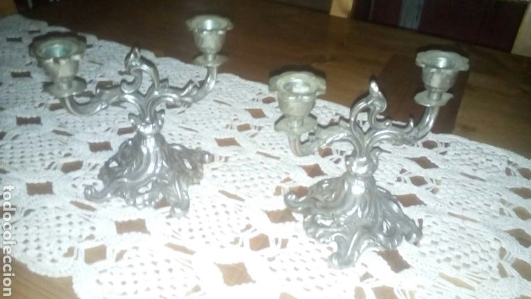 Antig&uuml;edades: Pareja de candelabros - Foto 1