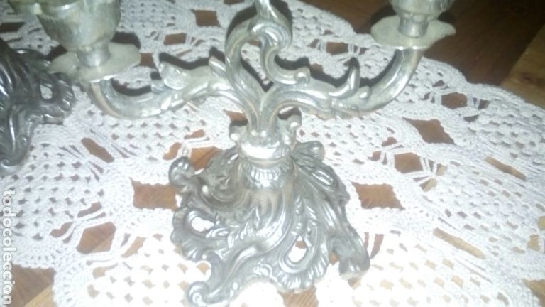 Antig&uuml;edades: Pareja de candelabros - Foto 2