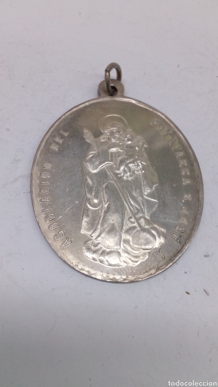 Antig&uuml;edades: Medalla de plata - Foto 1