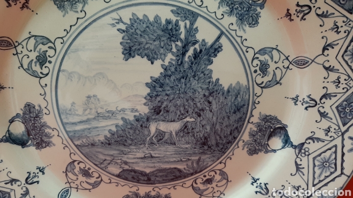 Antig&uuml;edades: BONITO PLATO DE ALCORA. MIDE 34 CM. - Foto 2