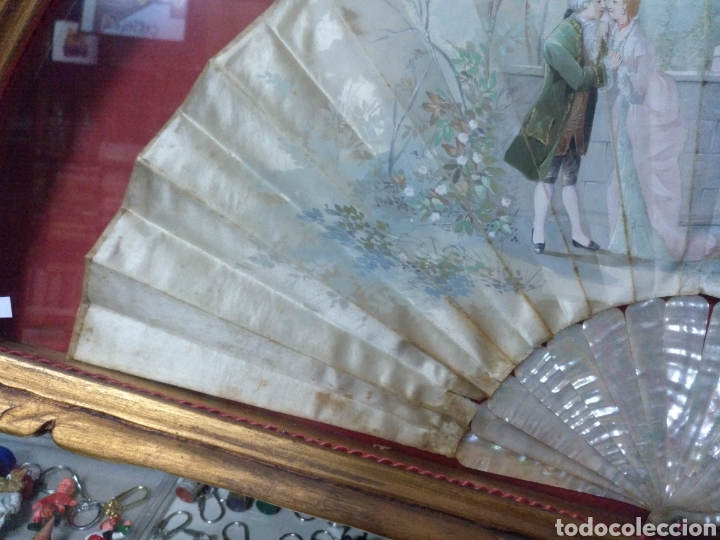 Antig&uuml;edades: Antiguo abanico de n&aacute;car con su marco - Foto 6