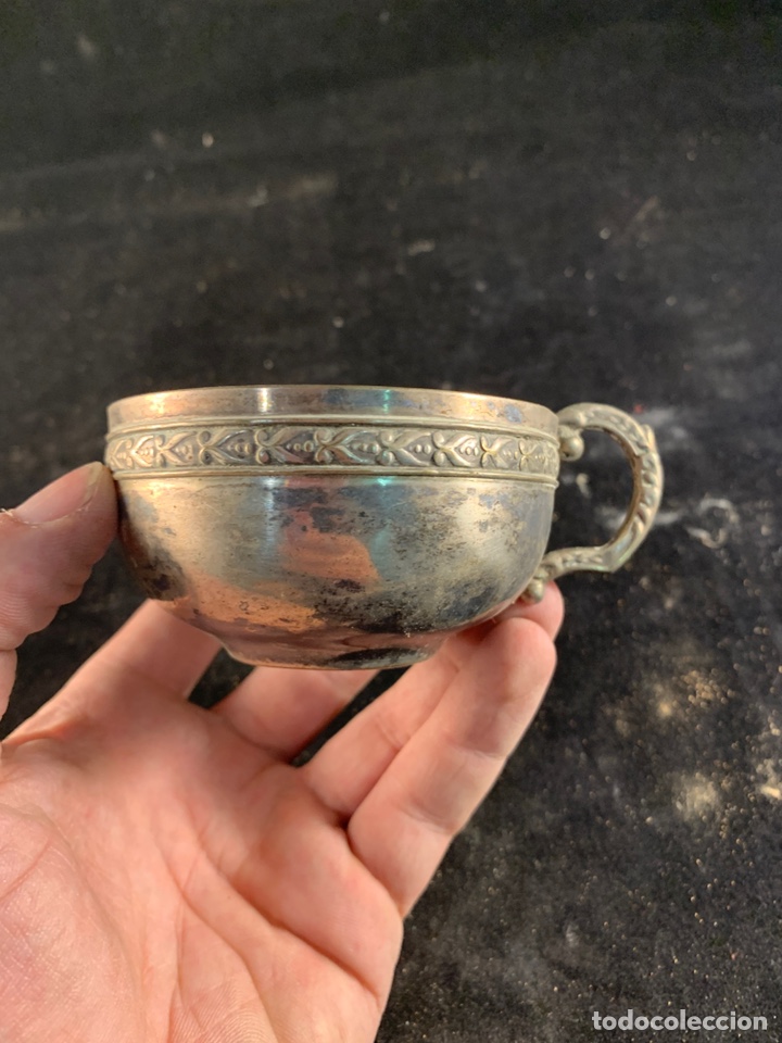 Antig&uuml;edades: Taza de metal plateada - Foto 2