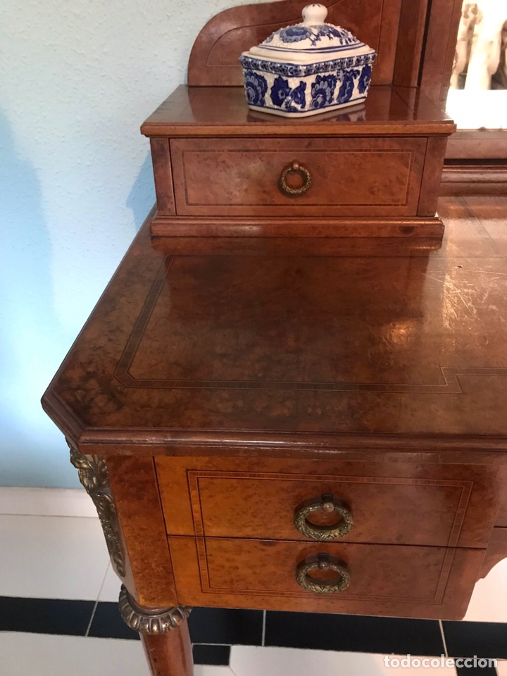 Antig&uuml;edades: Tocador franc&eacute;s en madera de raiz - Foto 2