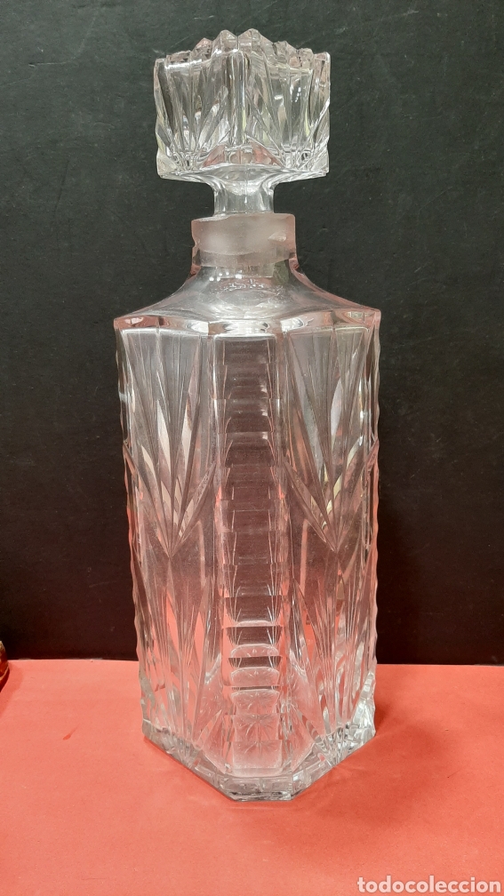 Antig&uuml;edades: LICORERA DE CRISTAL TALLADO. - Foto 2