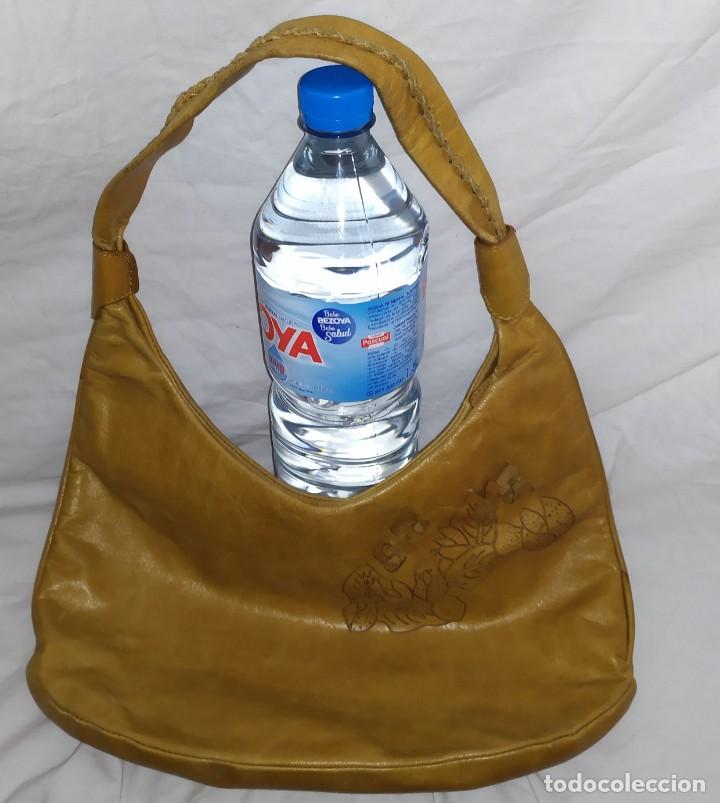 Antig&uuml;edades: Bolso marron cuero - Foto 1