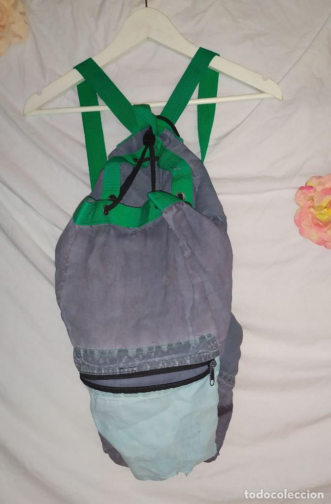 Antig&uuml;edades: Mochila vaquera - Foto 1