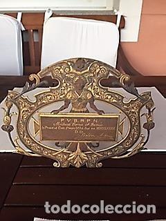 Antigüedades: preciosa placa repujada con pan de oro