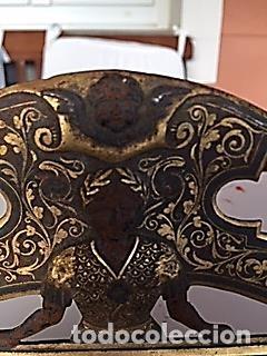 Antig&uuml;edades: preciosa placa repujada con pan de oro - Foto 7