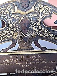Antig&uuml;edades: preciosa placa repujada con pan de oro - Foto 8