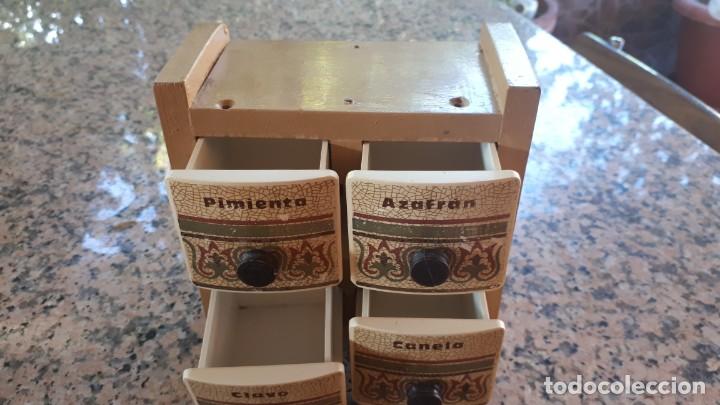Antig&uuml;edades: Antiguo especiero - Foto 2