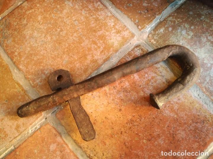 Antig&uuml;edades: Antiguo yugo de labranza - Foto 3