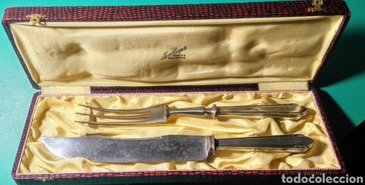 Antig&uuml;edades: 2 Cubiertos de plata contrastada y acero. Con estuche. - Foto 1
