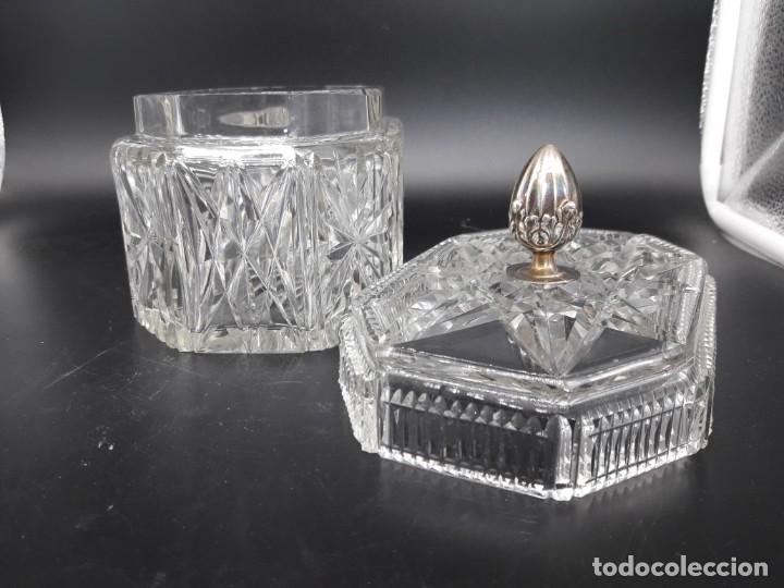 Antig&uuml;edades: Bombonera cristal y plata - Foto 3