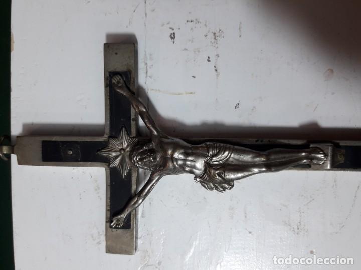 Antig&uuml;edades: Crucifijo - Foto 2
