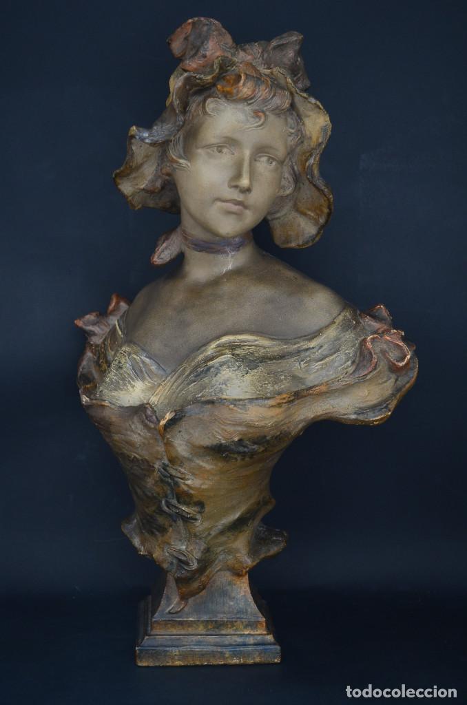 Antig&uuml;edades: BUSTO MUJER DE TERRACOTA - Foto 5