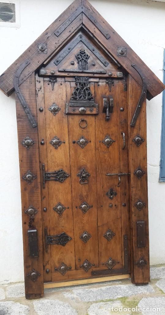 Antig&uuml;edades: Puerta antig&uuml;a estilo capilla - Foto 1