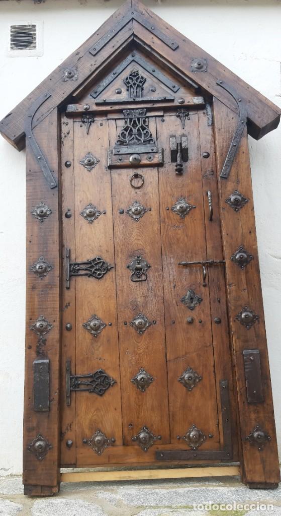 Antig&uuml;edades: Puerta antig&uuml;a estilo capilla - Foto 3