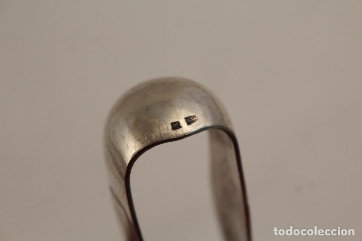 Antig&uuml;edades: pinzas de servir en plata de ley punzonada - Foto 5