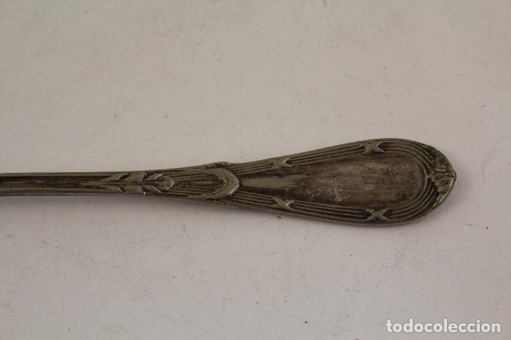 Antig&uuml;edades: tenedor antiguo plateado - Foto 3