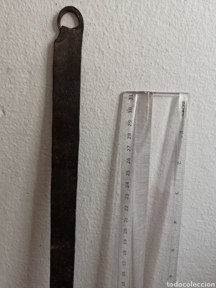 Antig&uuml;edades: Cuchara cuchar&oacute;n de Bronce y mango de hierro antigua - Foto 2