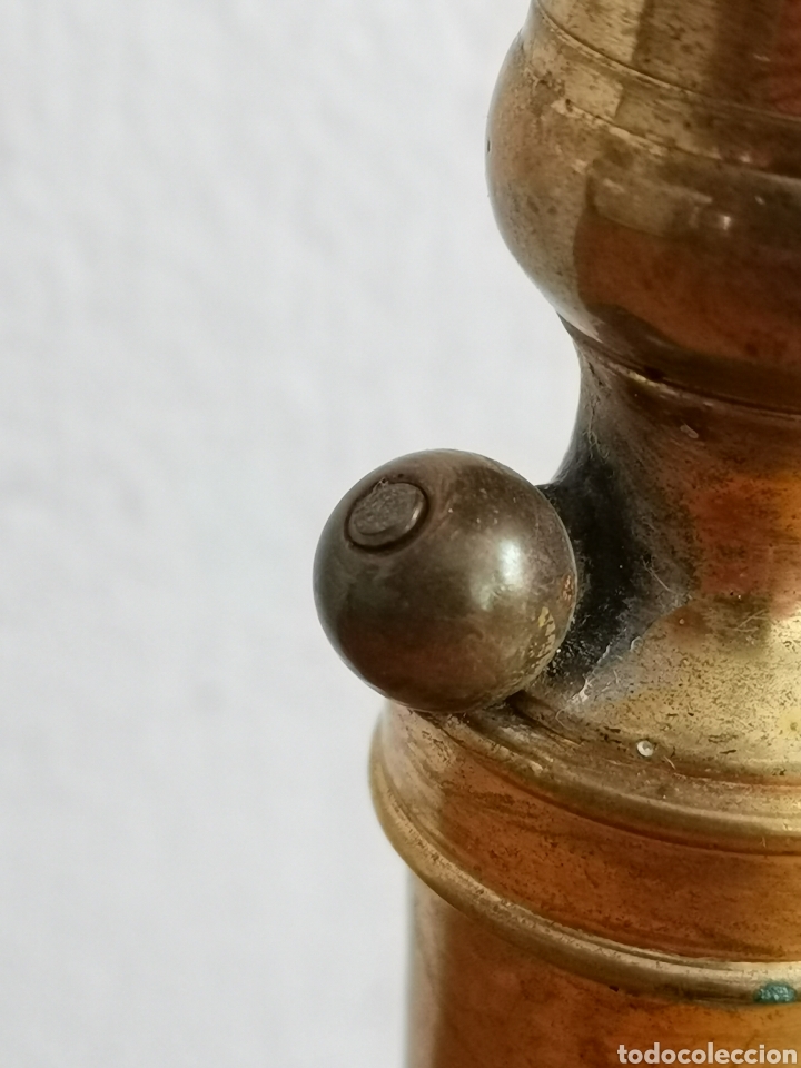 Antig&uuml;edades: Candelabro peque&ntilde;o antiguo, de bronce - Foto 3