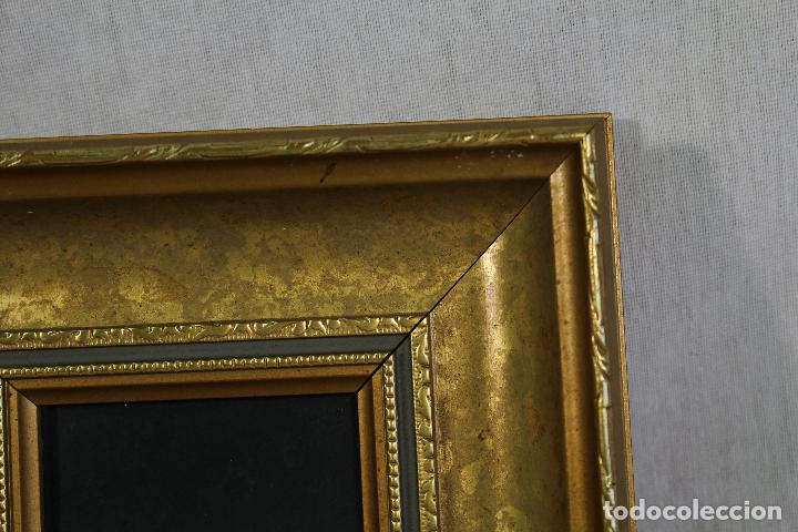 Antig&uuml;edades: marco peque&ntilde;o dorado - Foto 3