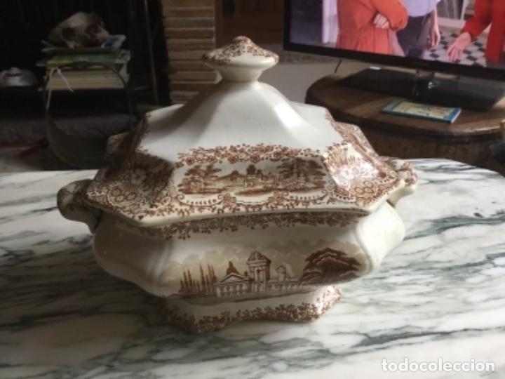 Antig&uuml;edades: Antigua sopera pickman - Foto 2