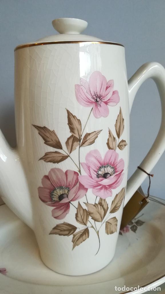 Antig&uuml;edades: VAJILLA DE PORCELANA TANAGRA - Foto 6