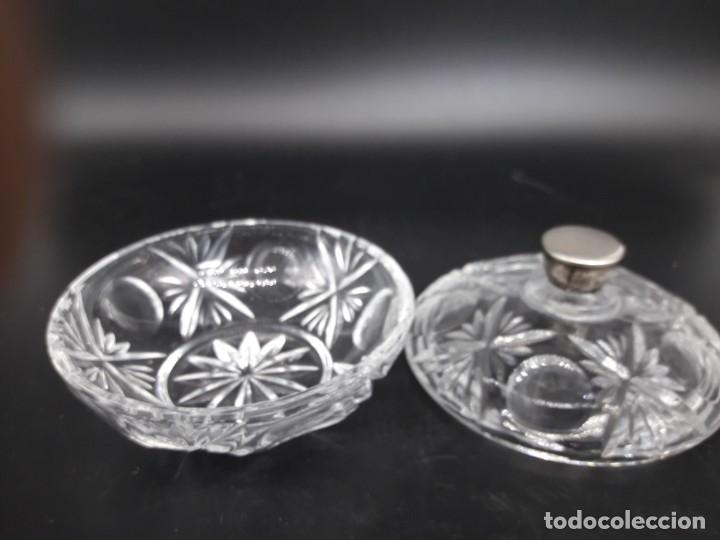 Antig&uuml;edades: Caja cristal con mango plata - Foto 3