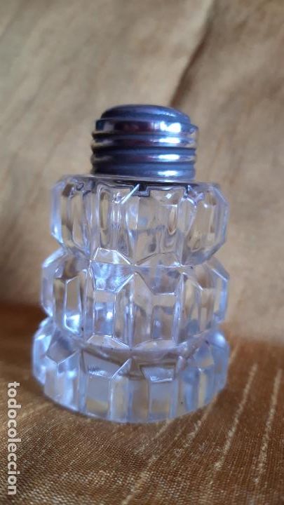 Antig&uuml;edades: Salero de cristal tallado y plata - Foto 2