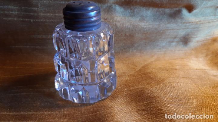 Antig&uuml;edades: Salero de cristal tallado y plata - Foto 16