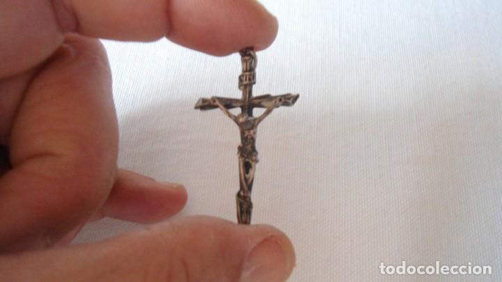 Antig&uuml;edades: PEQUE&Ntilde;O CRUCIFIJO DE PLATA - Foto 4