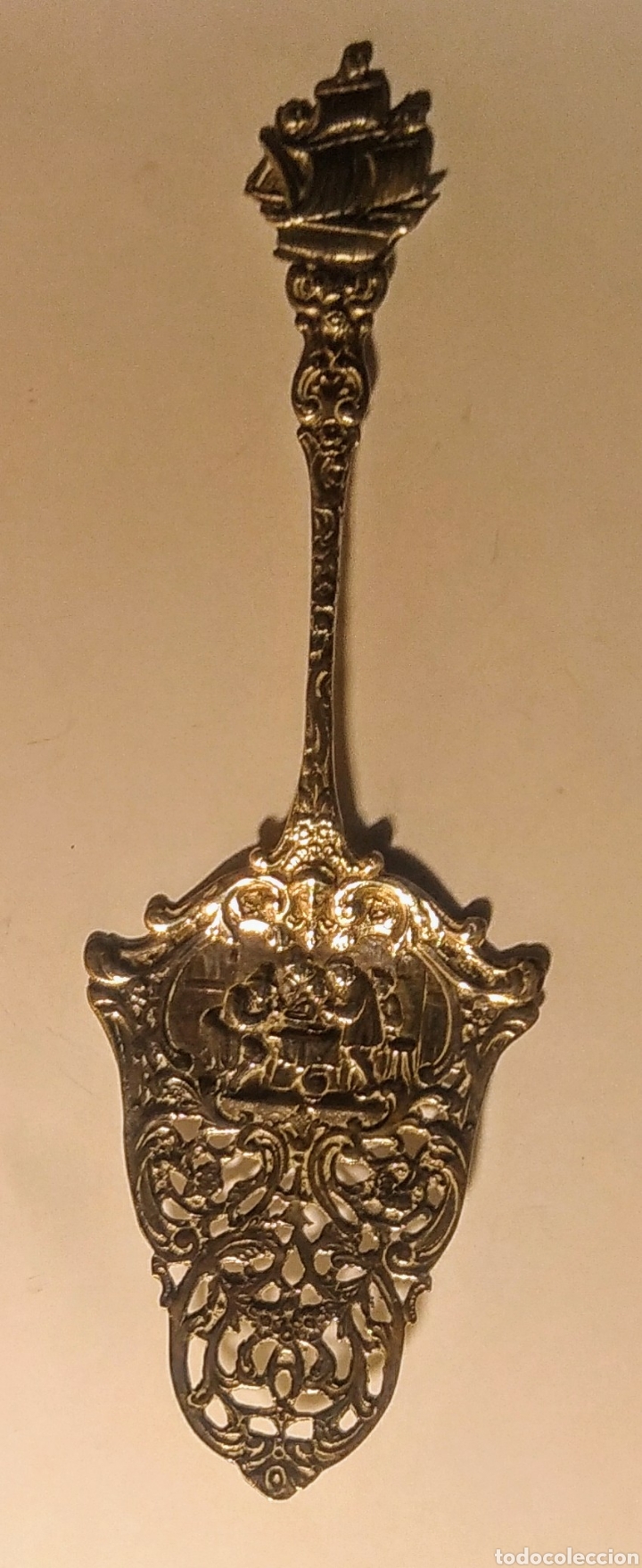 Antig&uuml;edades: Orfebrer&iacute;a, servidor plata, S XIX - Foto 1