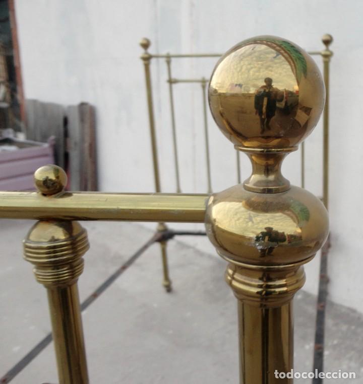 Antig&uuml;edades: Cama antigua de bronce de 90 - Foto 11