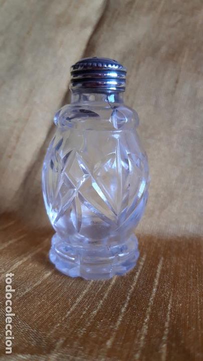 Antig&uuml;edades: Salero cristal y plata - Foto 11