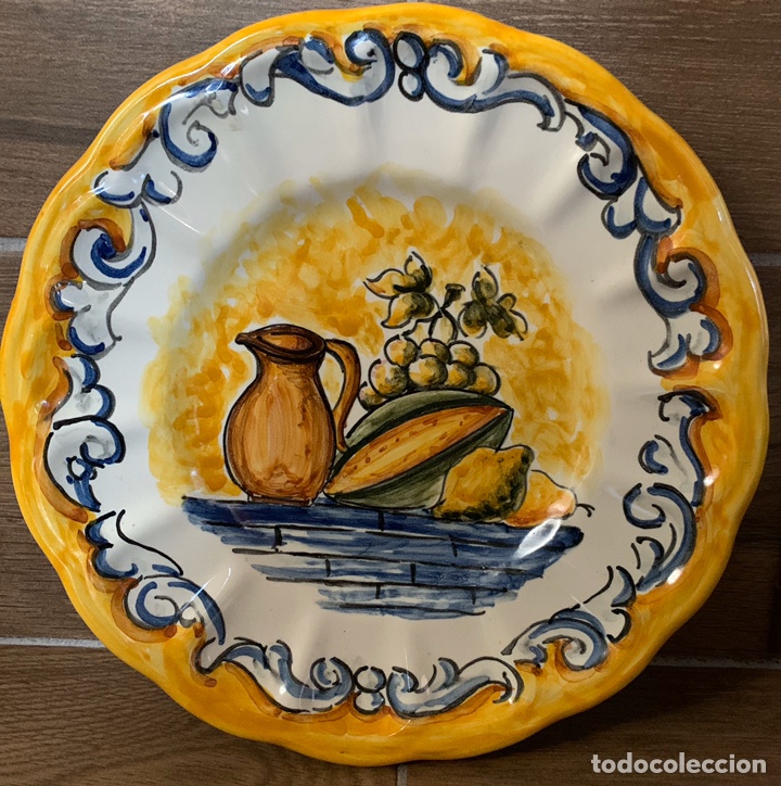Antig&uuml;edades: Plato Talavera, cenefa renacentista. Bodeg&oacute;n - Foto 1