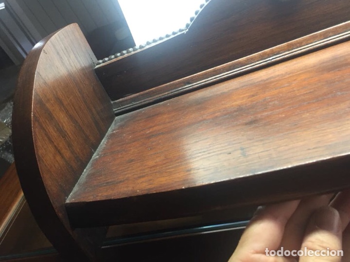 Antig&uuml;edades: Antigua repisa de libro para escritorio - Foto 7