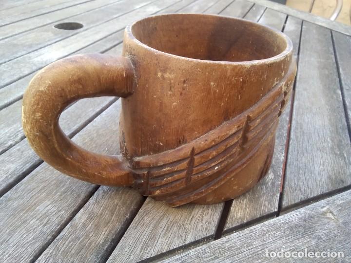Antig&uuml;edades: Taza de madera tallada. - Foto 6