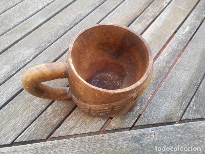 Antig&uuml;edades: Taza de madera tallada. - Foto 7