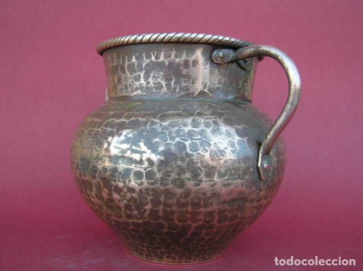Antig&uuml;edades: orza de cobre martilleado. - Foto 3