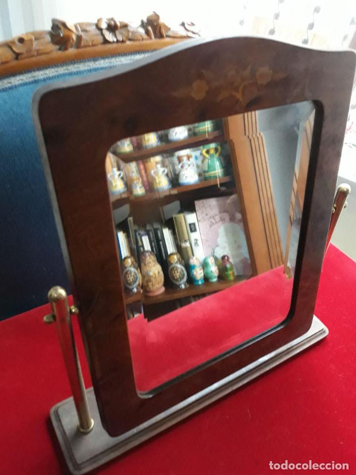 Antig&uuml;edades: Antiguo espejo abatible. Cristal biselado. - Foto 1