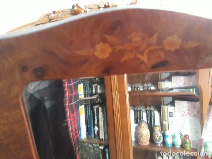 Antig&uuml;edades: Antiguo espejo abatible. Cristal biselado. - Foto 9