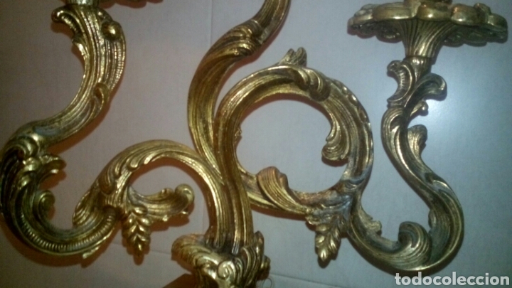 Antig&uuml;edades: Pareja de candelabros y reloj de bronce - Foto 11