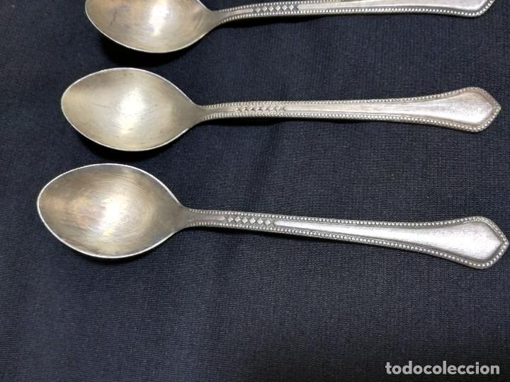 Antig&uuml;edades: ANTIGUA 4 CUCHARAS CON BA&Ntilde;O DE PLATA - Foto 2