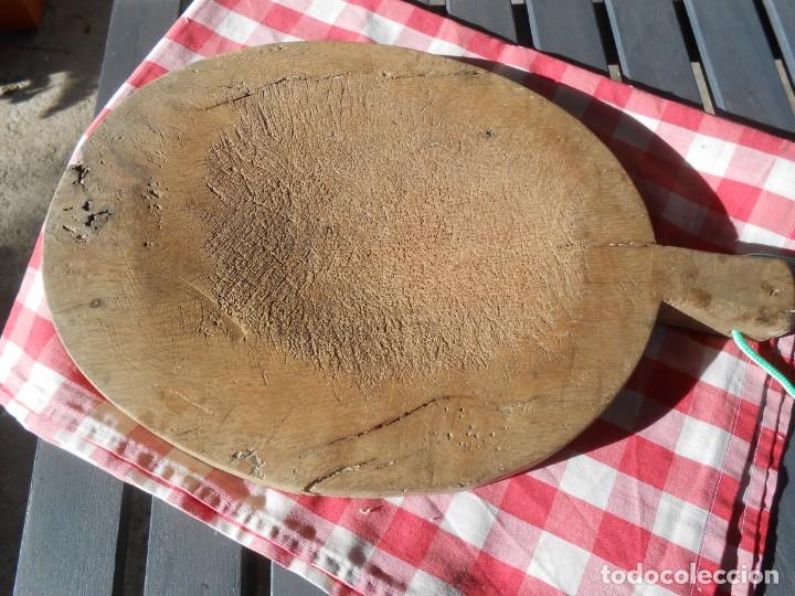 Antig&uuml;edades: TABLA  PARA   PICAR  ALIMENTOS - Foto 2